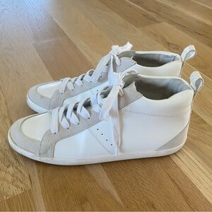 Banana Republic Mid-Top Sneakers size 9